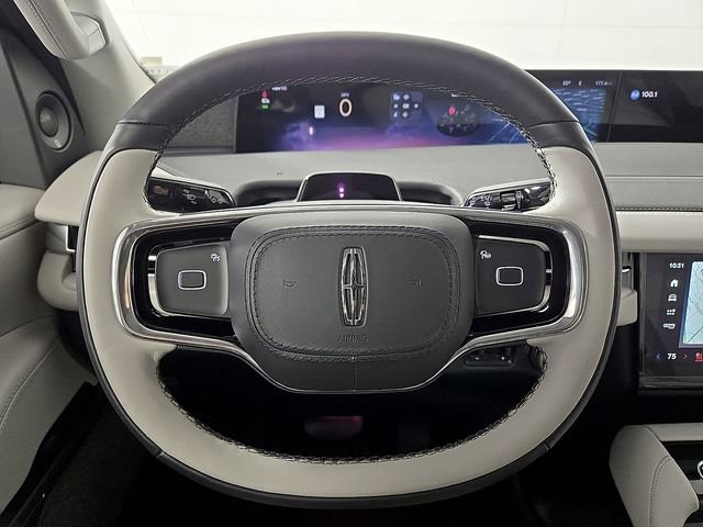 New 2025 Lincoln Navigator L Reserve AWD/4WD image 17