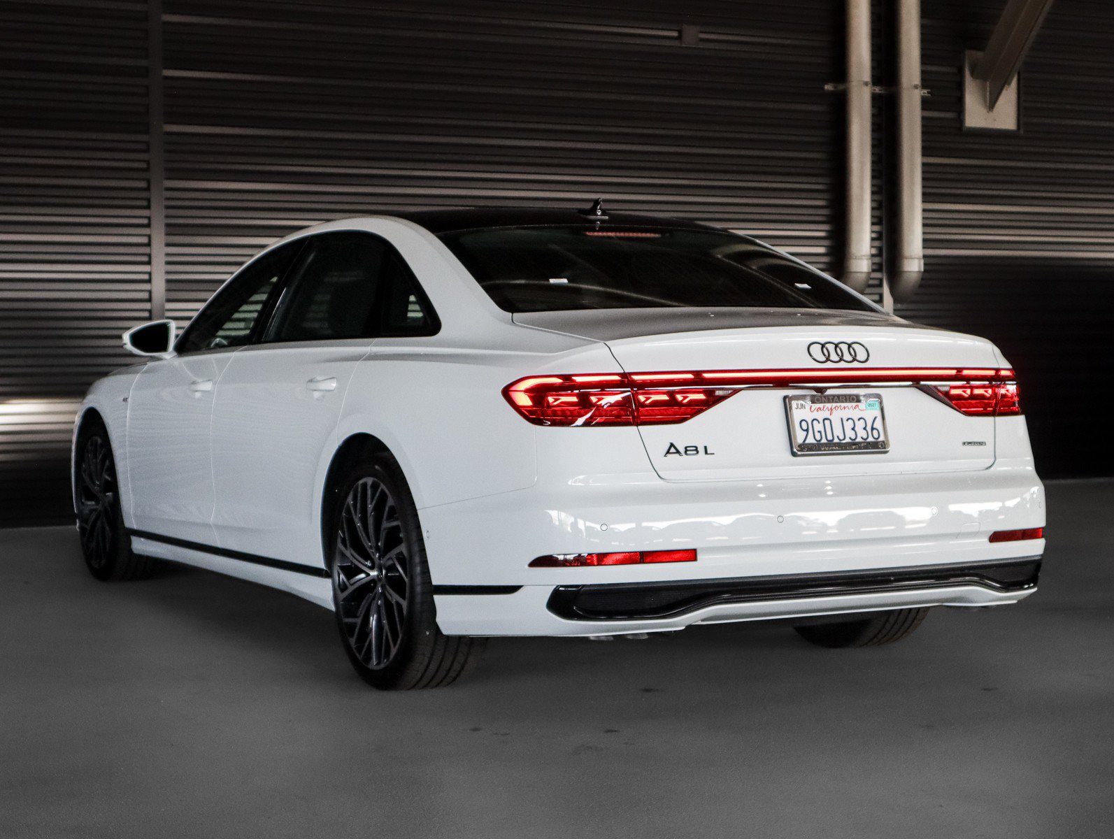 Used 2023 Audi A8 L 3.0T AWD/4WD image 2