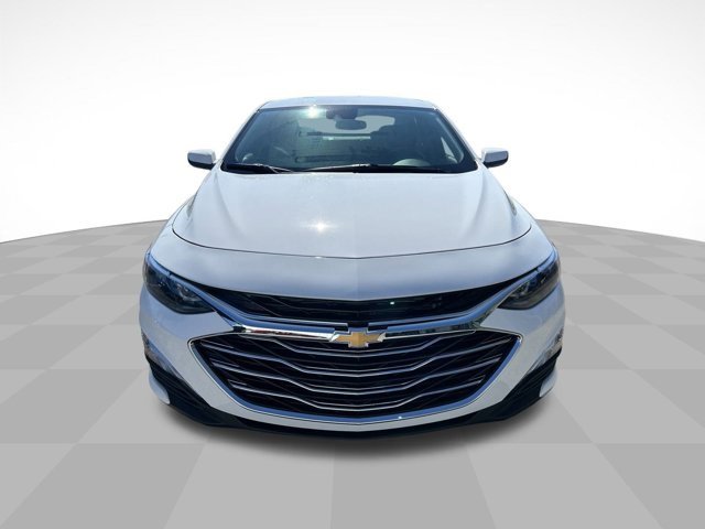 New 2025 Chevrolet Malibu LS image 2