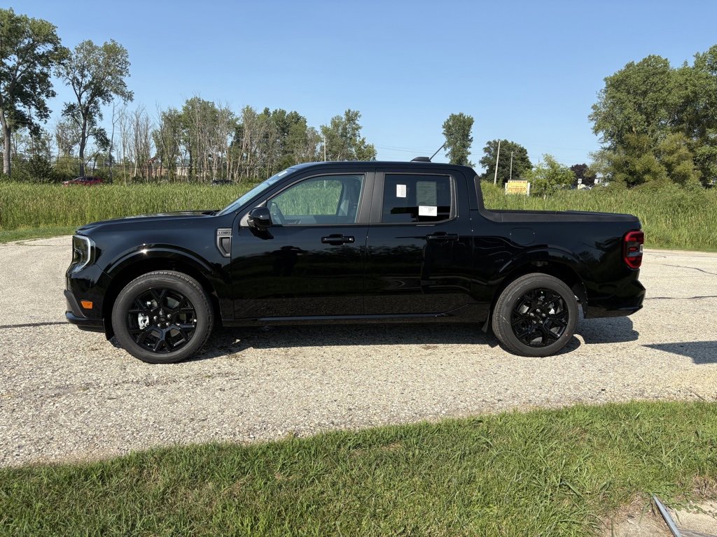 New 2025 Ford Maverick Lobo image 5