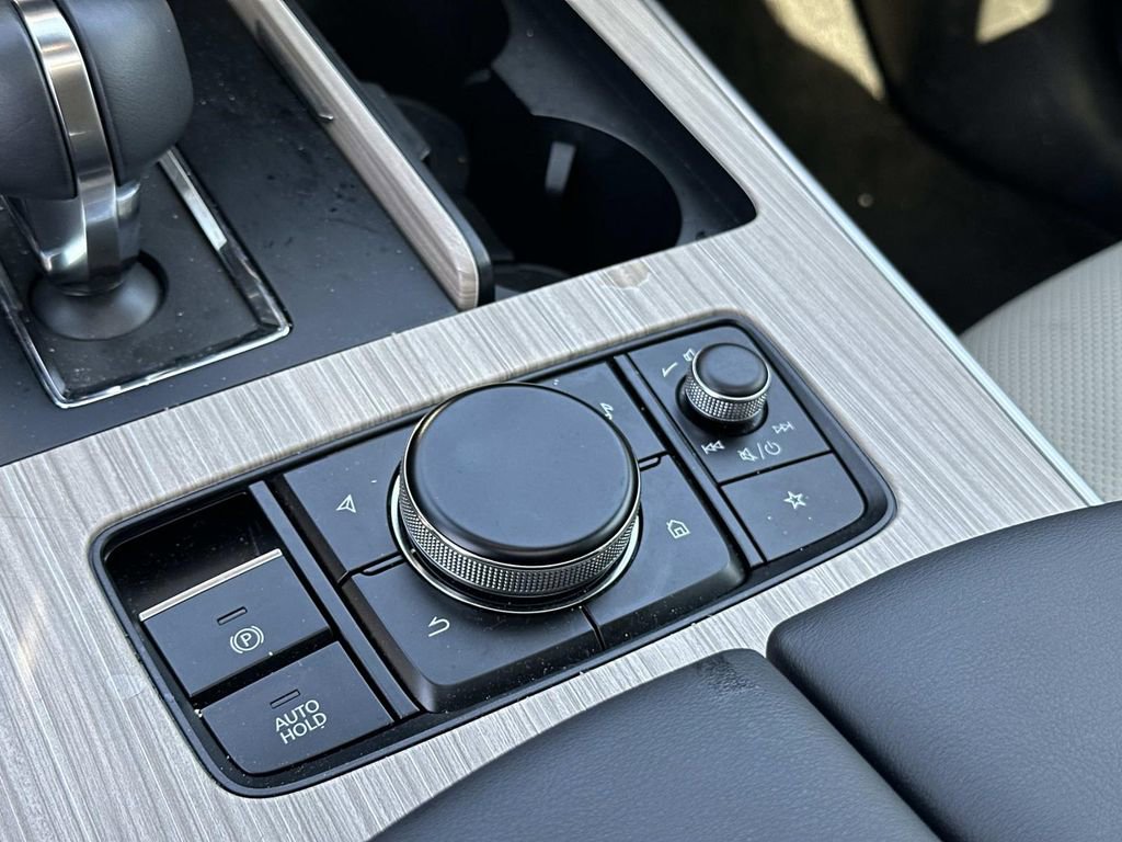 Certified 2025 MAZDA CX-70 3.3 Turbo w/ Premium Package image 16