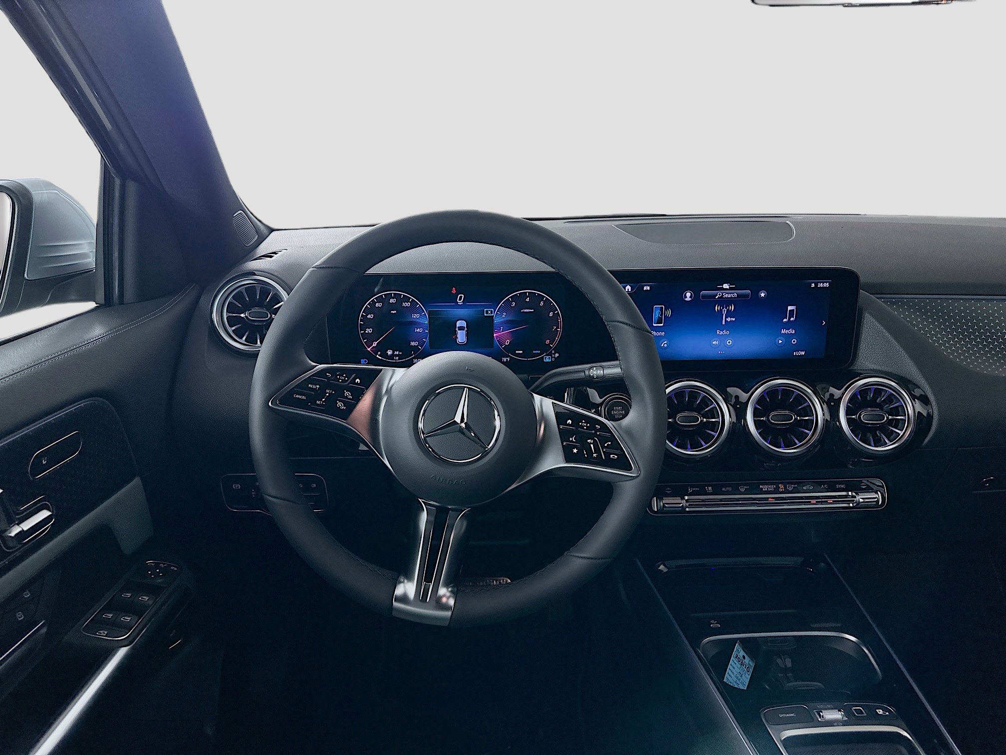 Used 2026 Mercedes-Benz GLA 250 4MATIC image 30