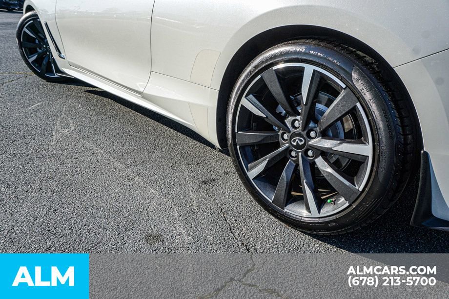 Used 2022 INFINITI Q60 3.0t Luxe w/ Essential Package RWD image 16