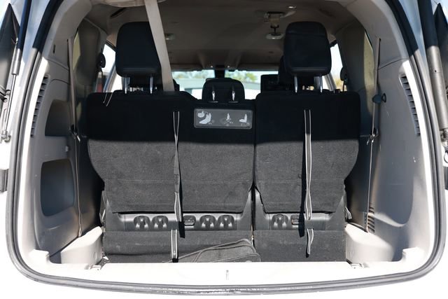 Used 2020 Chrysler Pacifica Touring-L Plus image 32