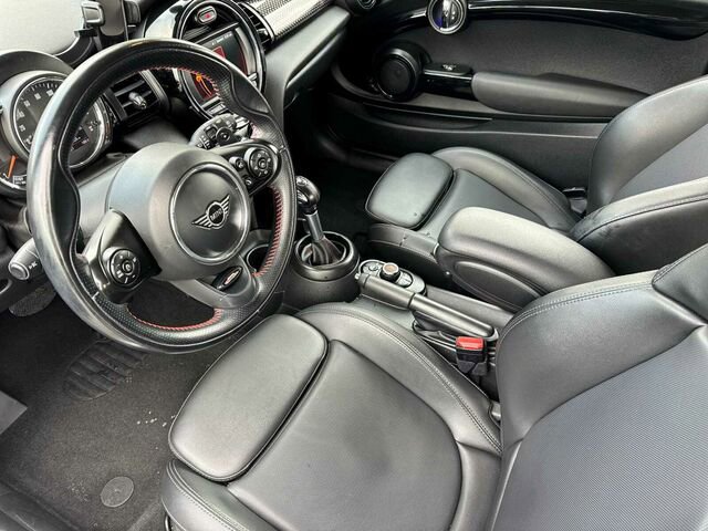 Used 2019 MINI Cooper S image 10