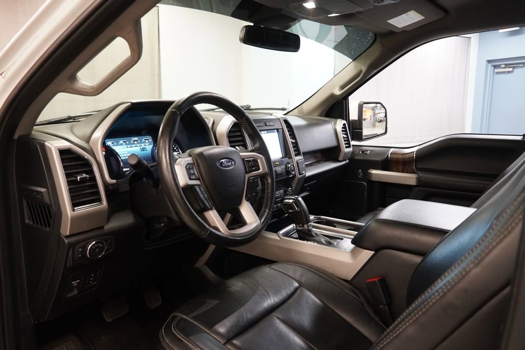 Used 2019 Ford F150 Lariat w/ Trailer Tow Package image 6