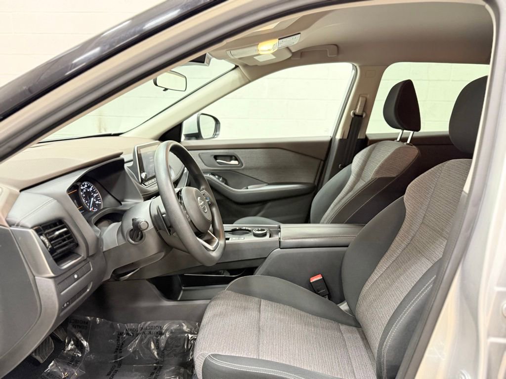 Used 2021 Nissan Rogue SV AWD/4WD image 22