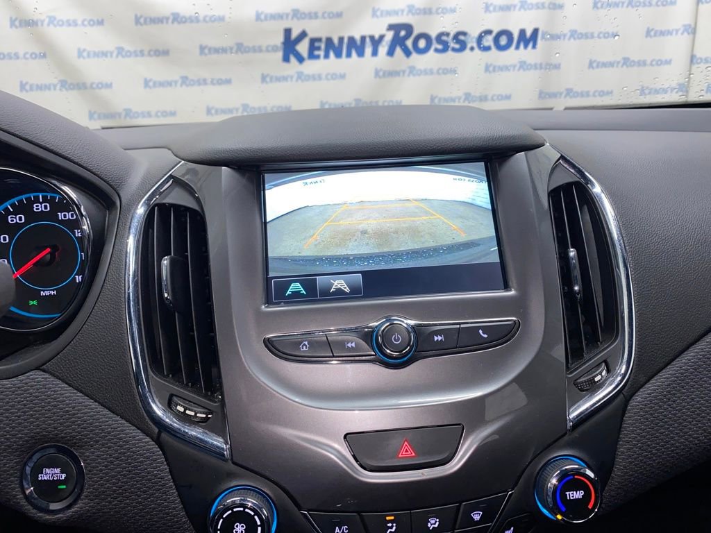 Used 2018 Chevrolet Cruze LT w/ Convenience Package image 23