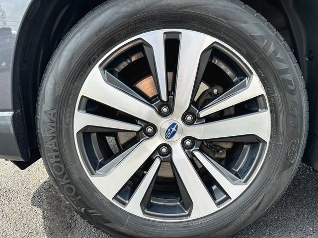 Used 2019 Subaru Outback 2.5i Limited AWD/4WD image 12