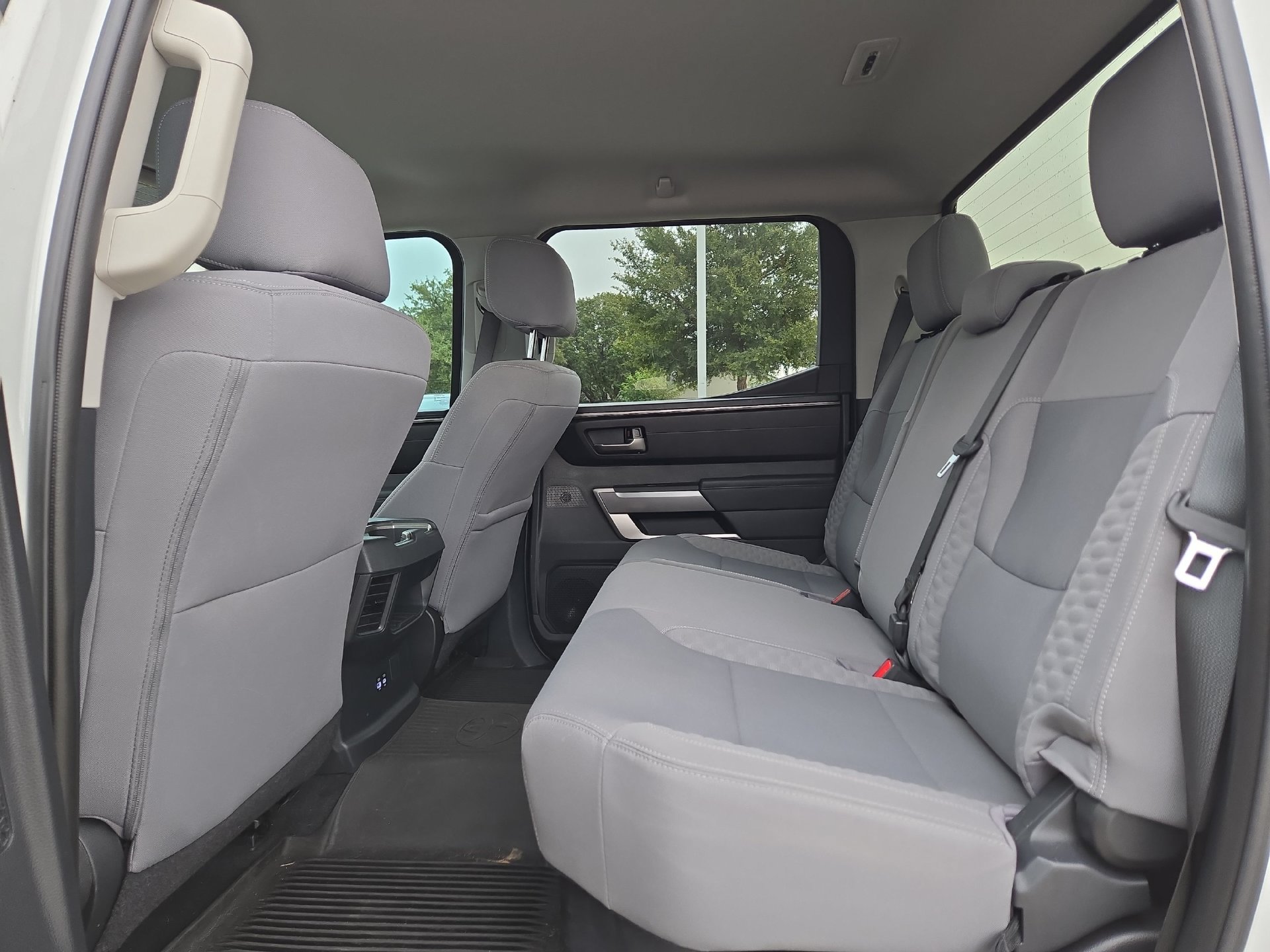 Used 2023 Toyota Tundra SR5 w/ SR5 Convenience Package AWD/4WD image 13