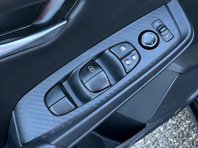 Used 2025 Nissan Sentra SV image 12