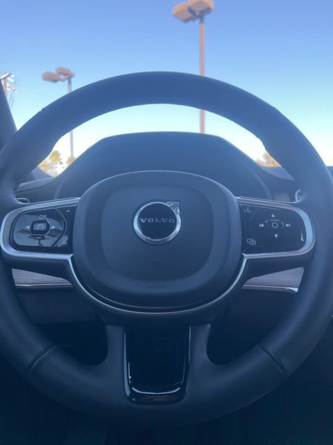 New 2026 Volvo XC90 B6 Core AWD/4WD image 12