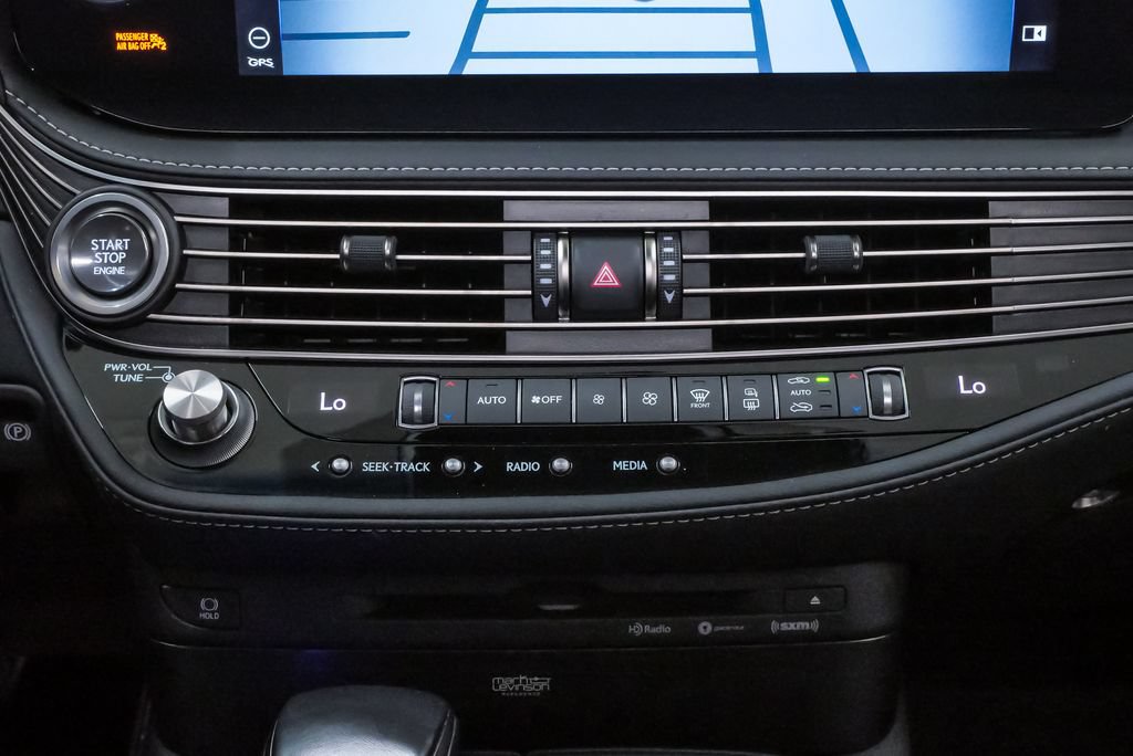 Used 2021 Lexus LS 500 w/ Interior Upgrade Package RWD image 18