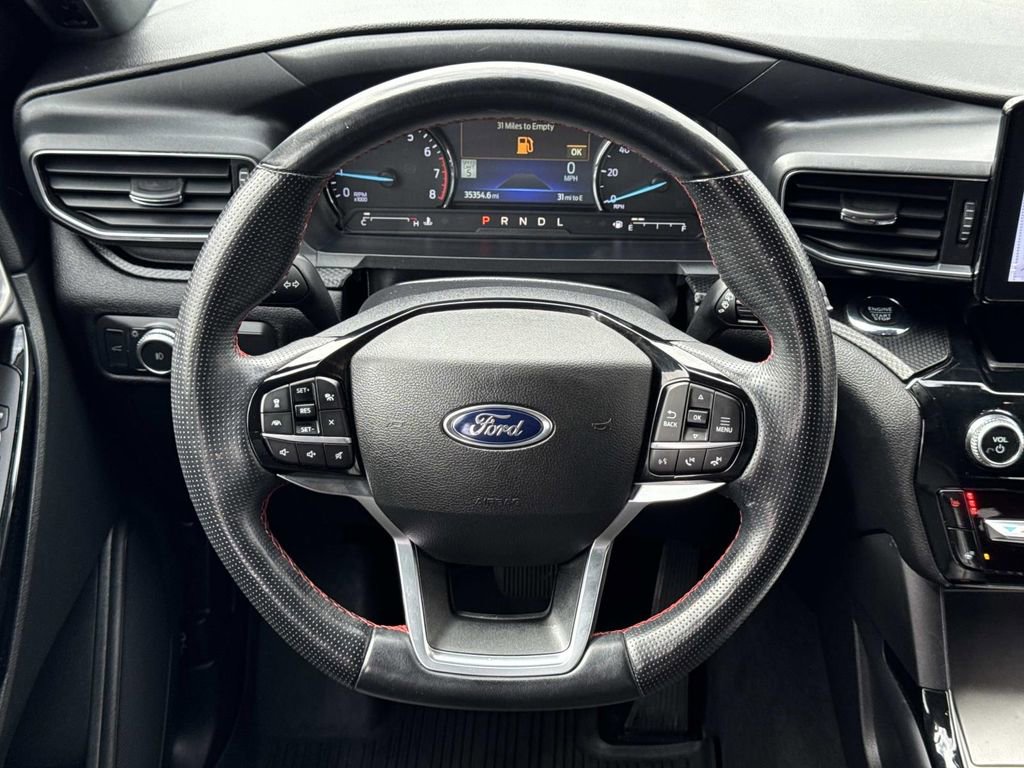 Certified 2022 Ford Explorer ST-Line w/ Class IV Trailer Tow Package image 9