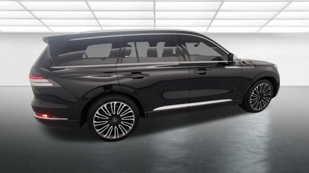 Used 2020 Lincoln Aviator Black Label w/ Dynamic Handling Package image 8