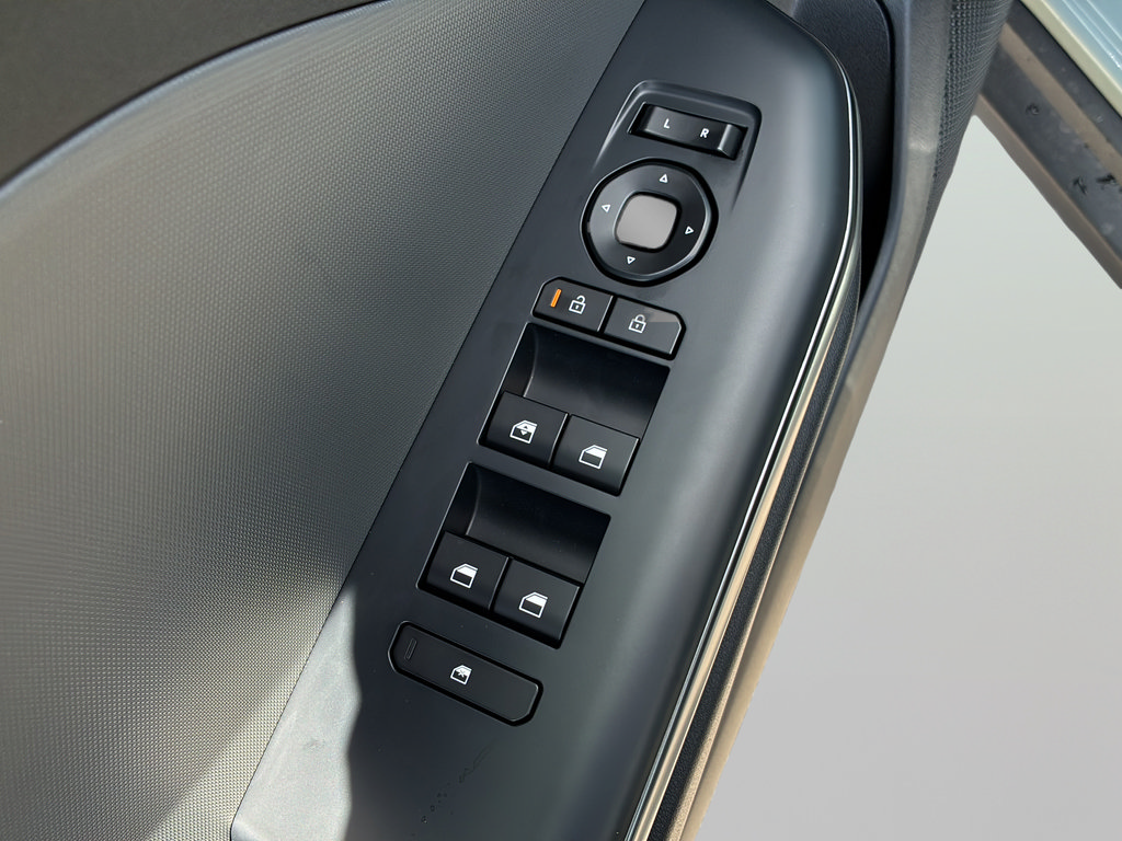 New 2026 Kia K4 FWD image 12