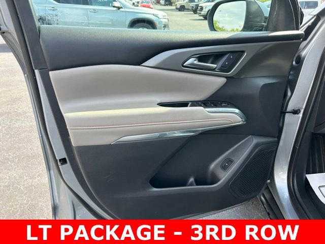 Certified 2025 Chevrolet Traverse LT image 12
