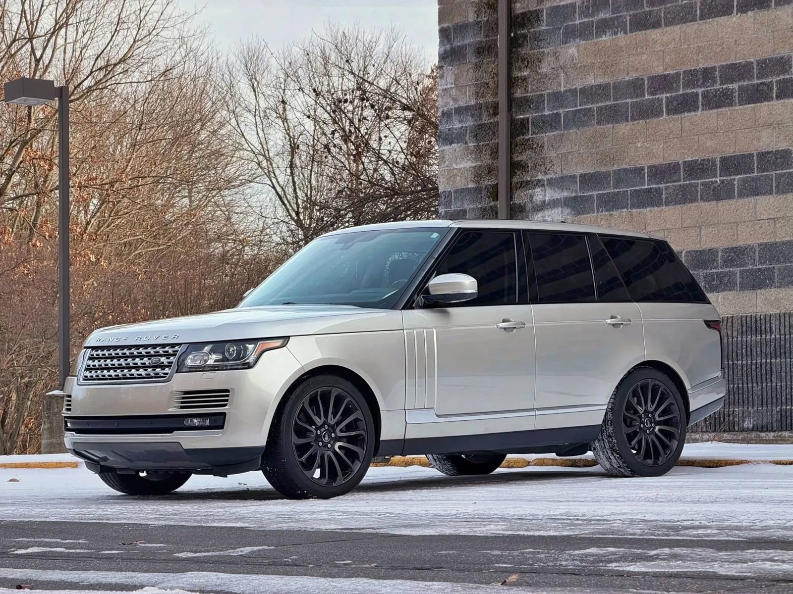 Used 2016 Land Rover Range Rover Supercharged AWD/4WD image 13