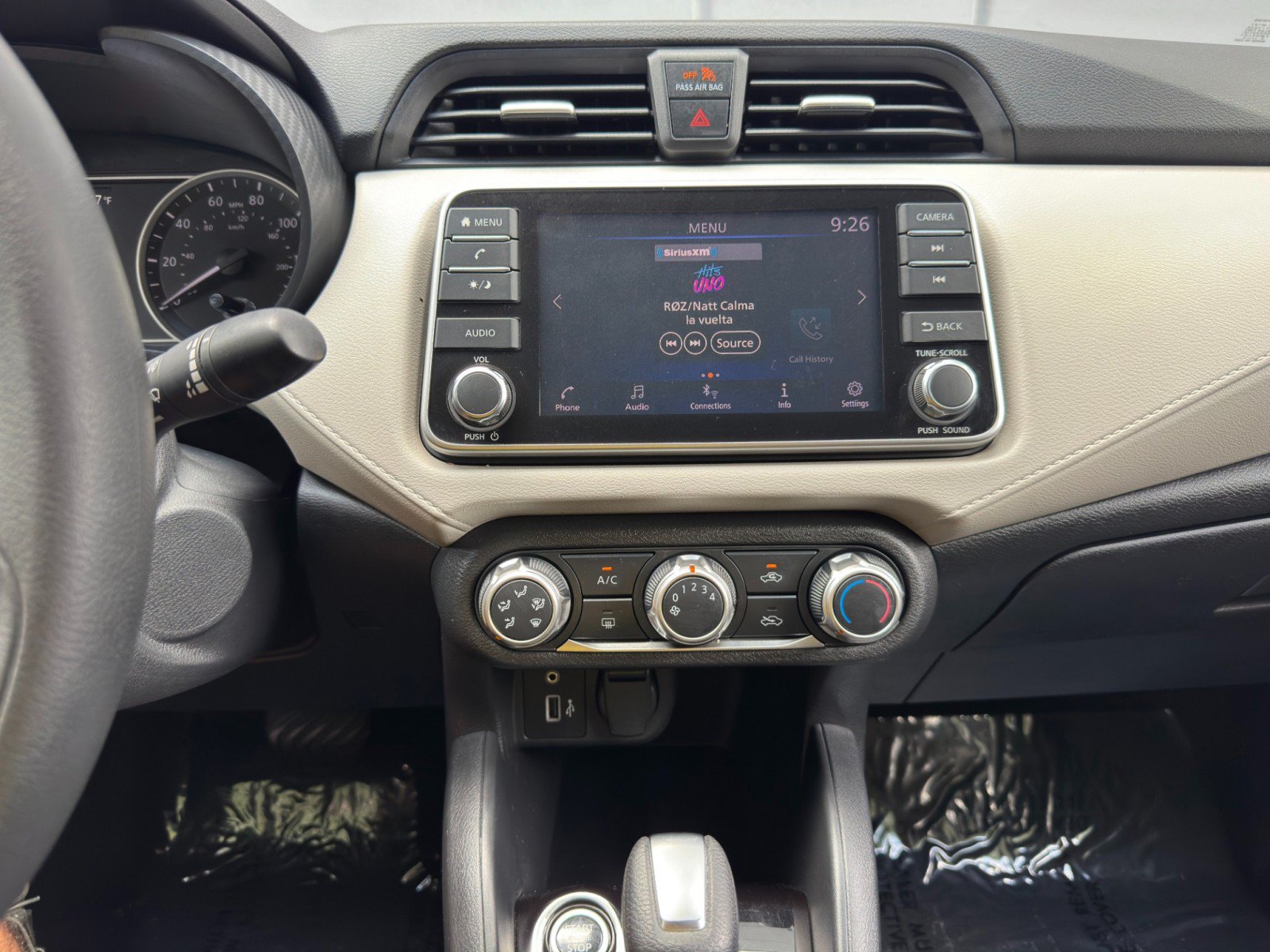 Used 2021 Nissan Versa SV FWD image 20