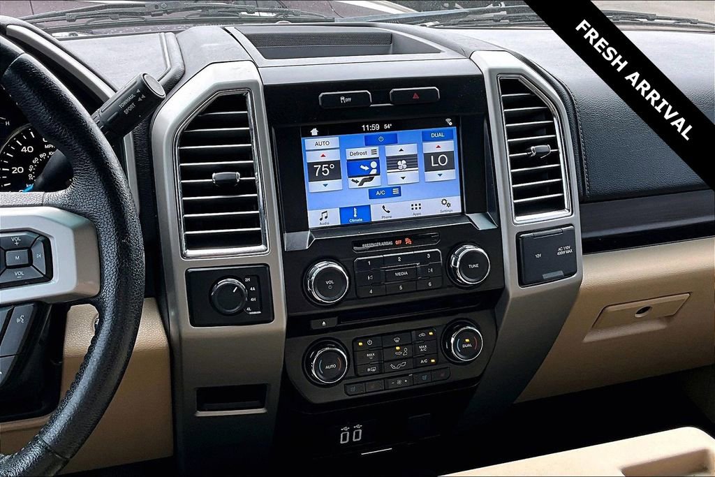 Used 2016 Ford F150 Lariat w/ Equipment Group 501A Mid AWD/4WD image 10