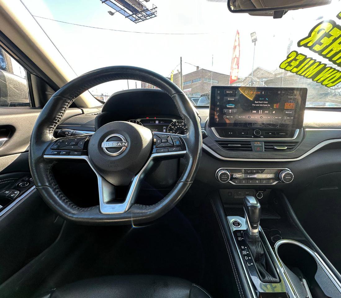 Used 2023 Nissan Altima 2.5 SL FWD image 10