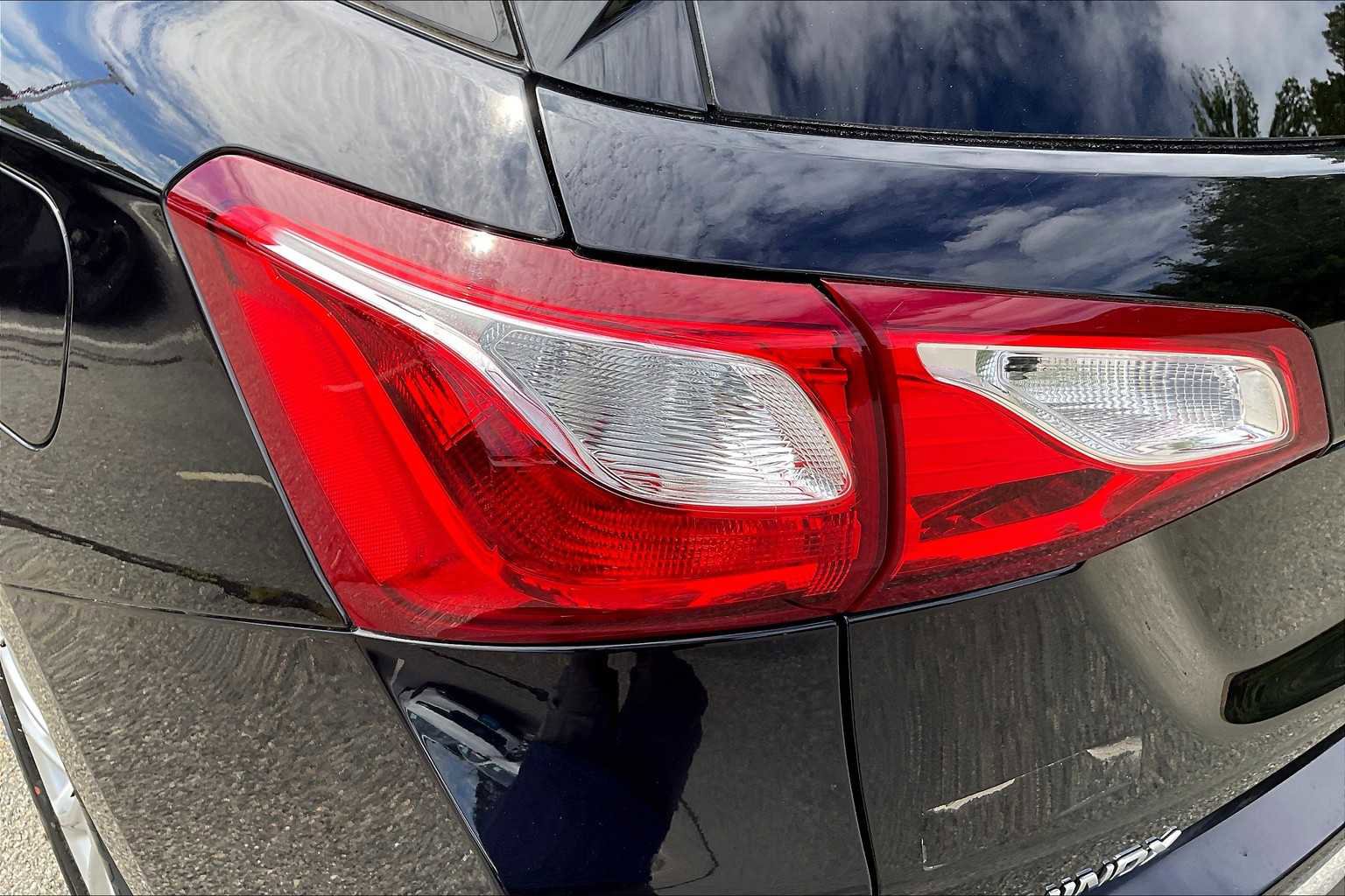 Used 2020 Chevrolet Equinox LT image 31