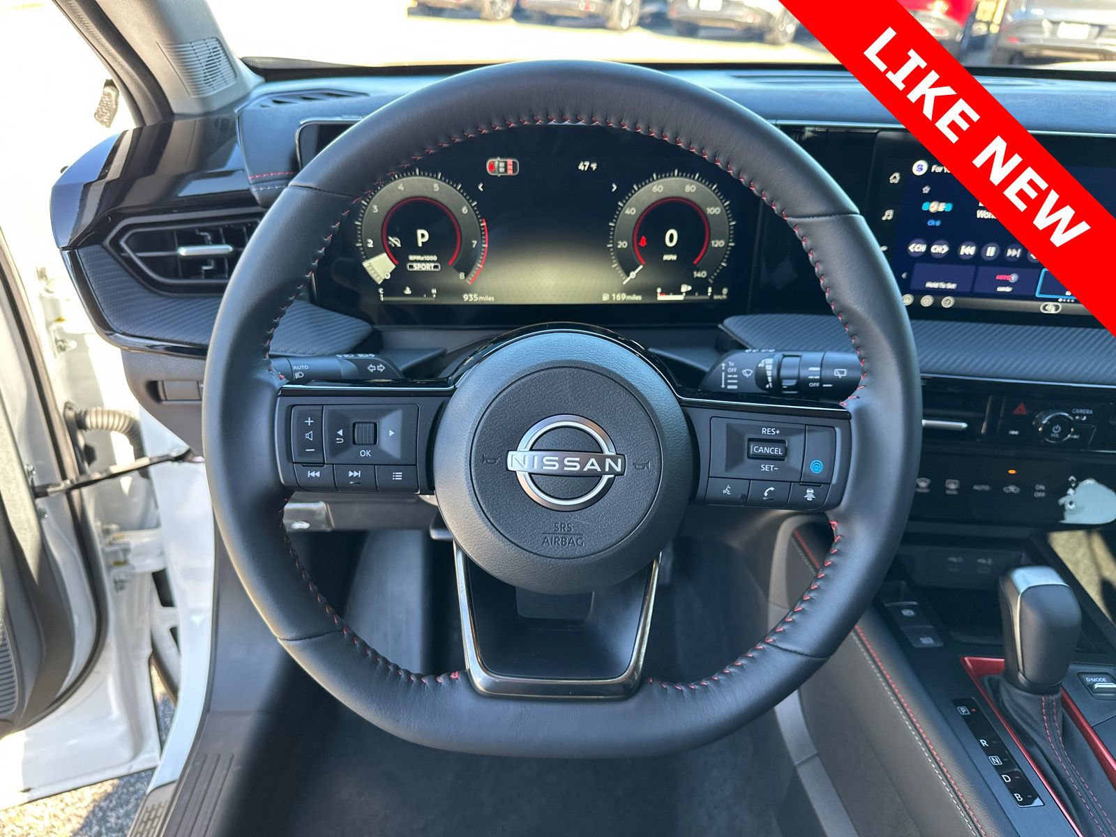Used 2026 Nissan Kicks SR w/ Illumination Package image 23