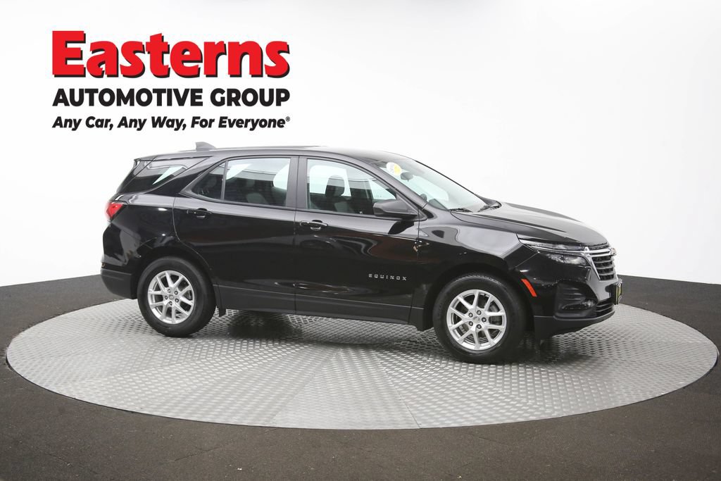 Used 2024 Chevrolet Equinox LS w/ Driver Confidence II Package FWD image 46