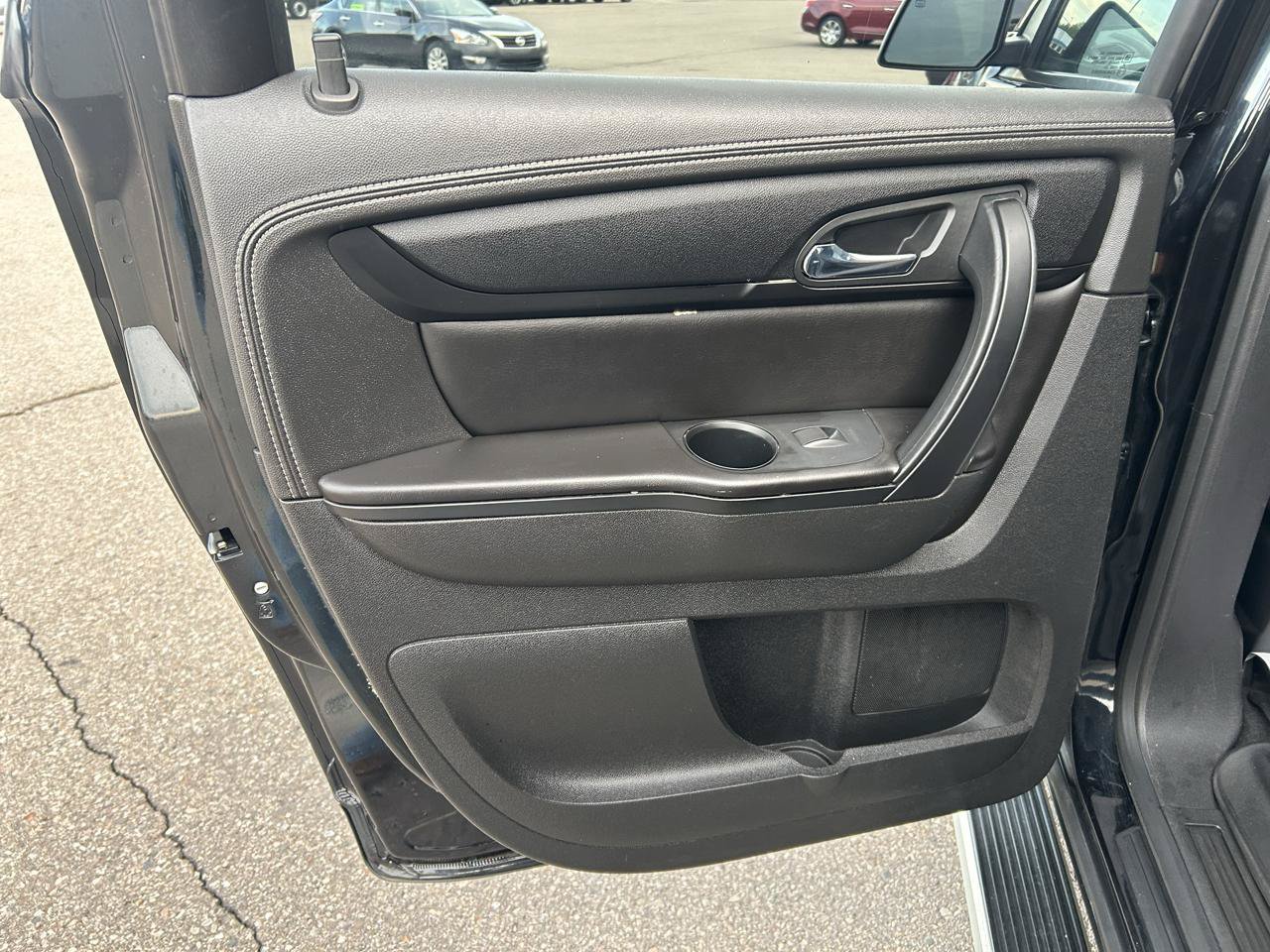 Used 2015 GMC Acadia SLE AWD/4WD image 14
