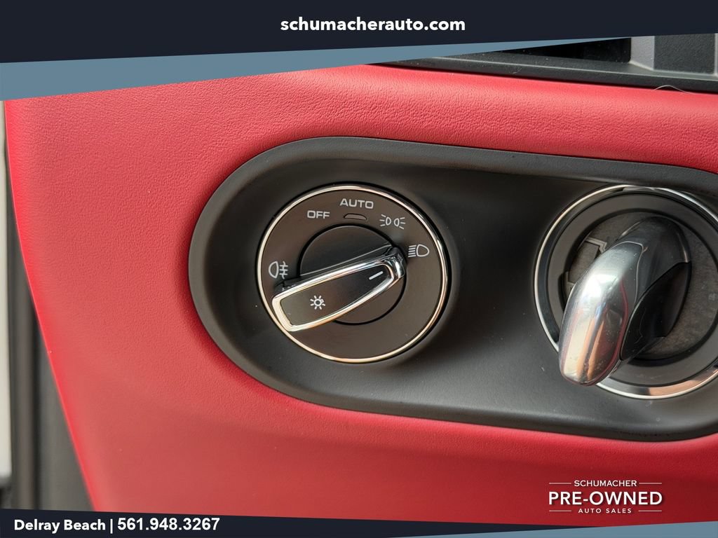 Used 2022 Porsche Macan S AWD/4WD image 30