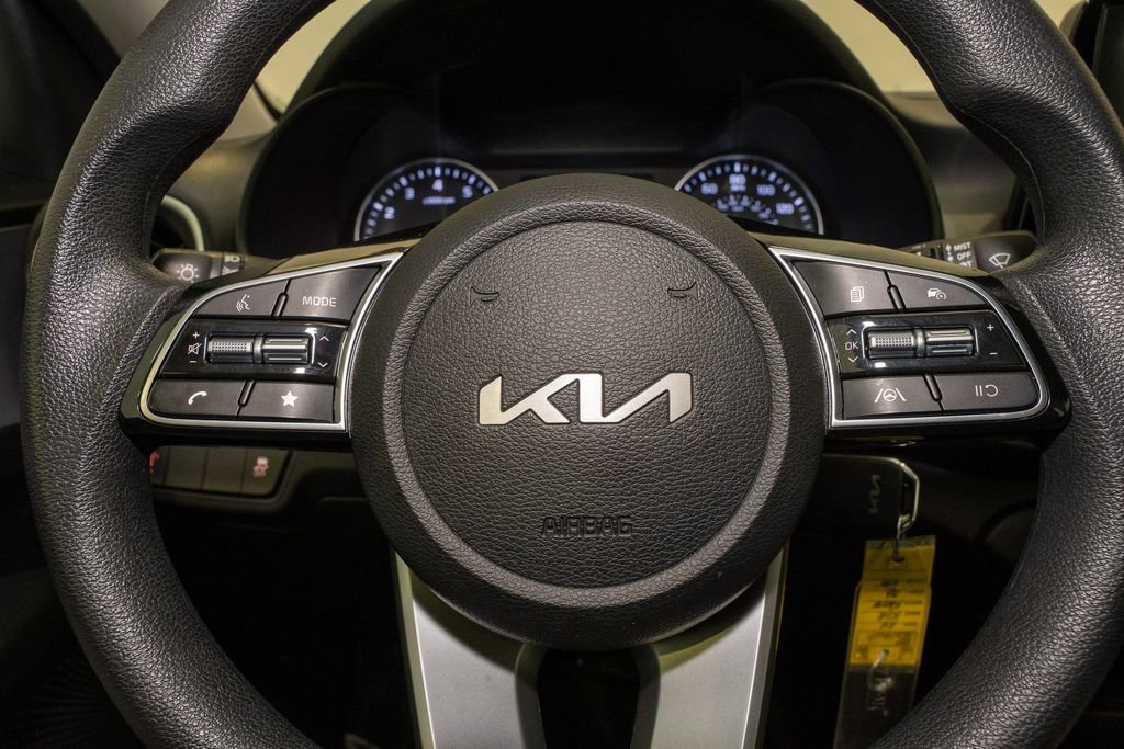 Used 2024 Kia Forte LXS image 16