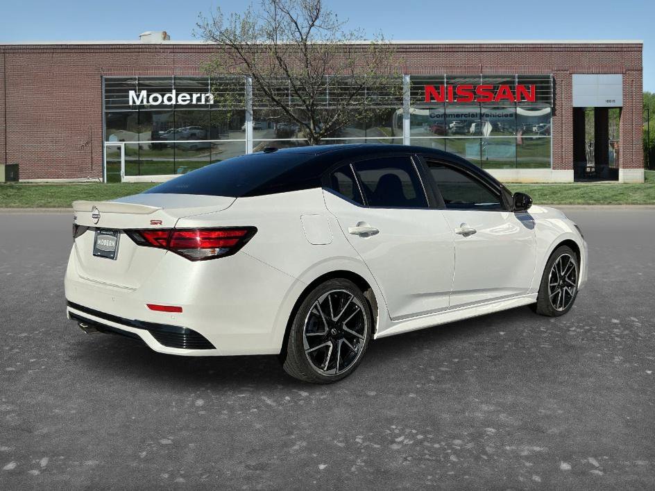 Certified 2024 Nissan Sentra SR FWD image 4