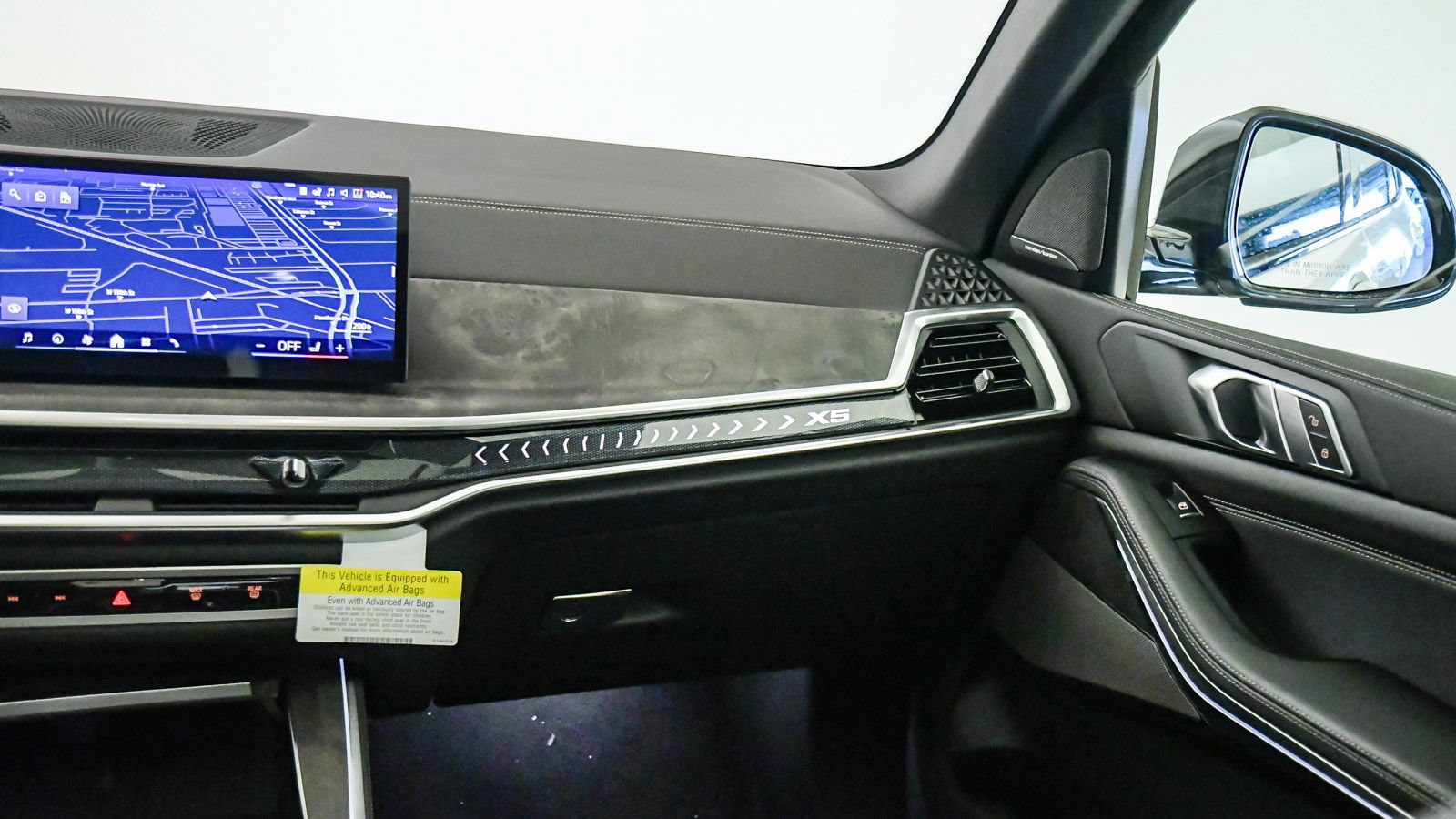 New 2026 BMW X5 xDrive40i w/ M Sport Package AWD/4WD image 17
