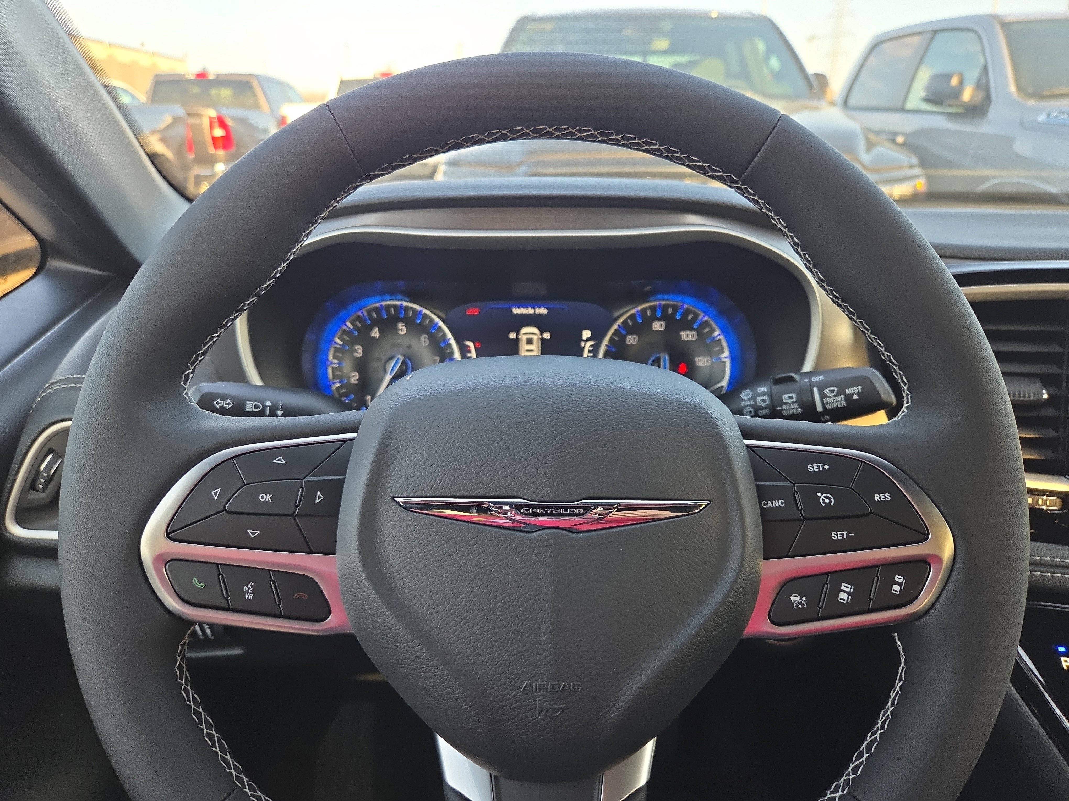 New 2026 Chrysler Pacifica Select FWD image 10