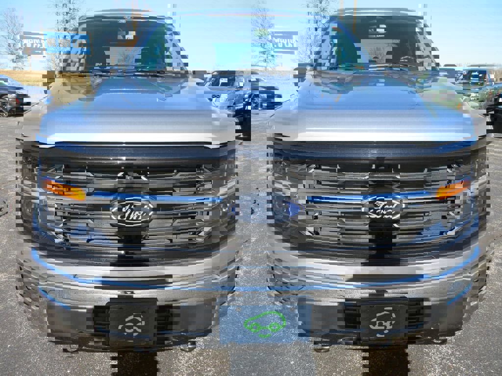 Used 2024 Ford F150 XLT image 8