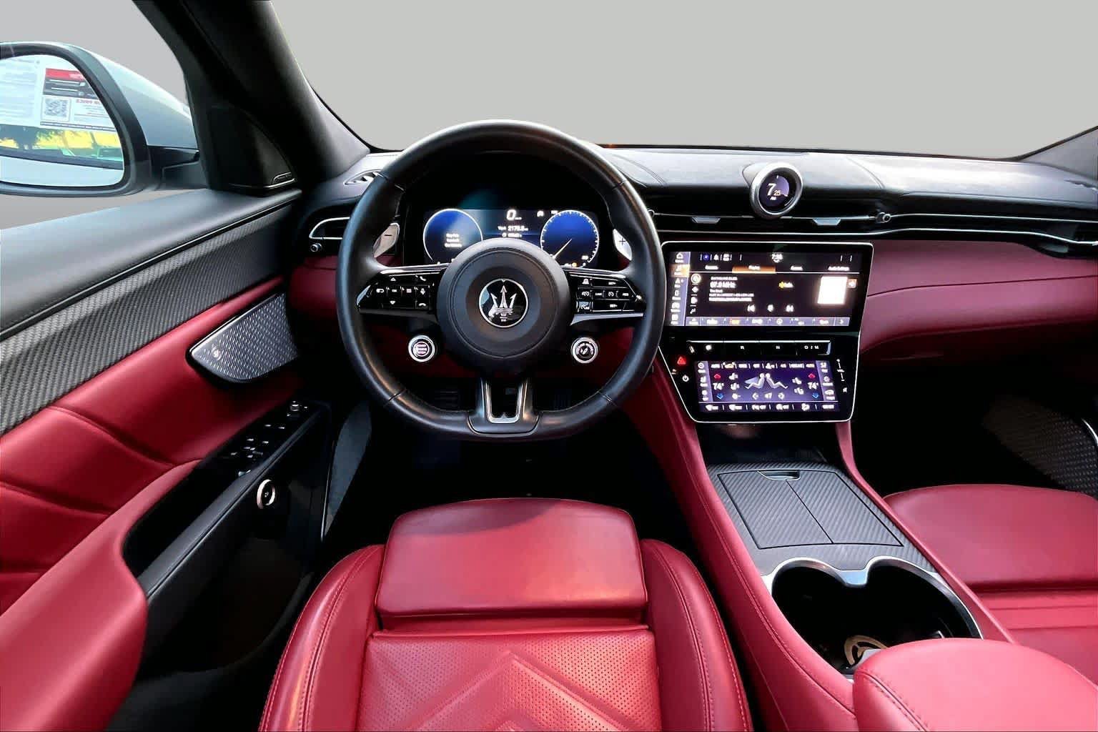 Used 2023 Maserati Grecale Trofeo AWD/4WD image 6