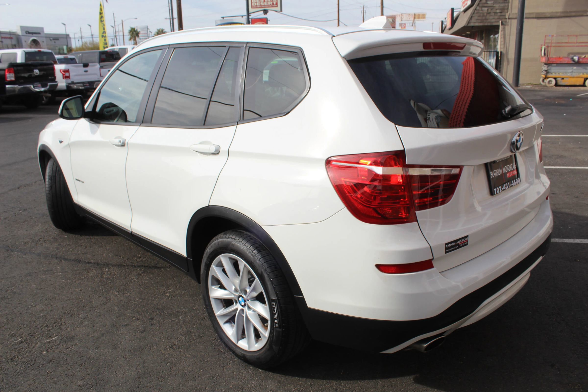 Used 2015 BMW X3 xDrive28d image 4