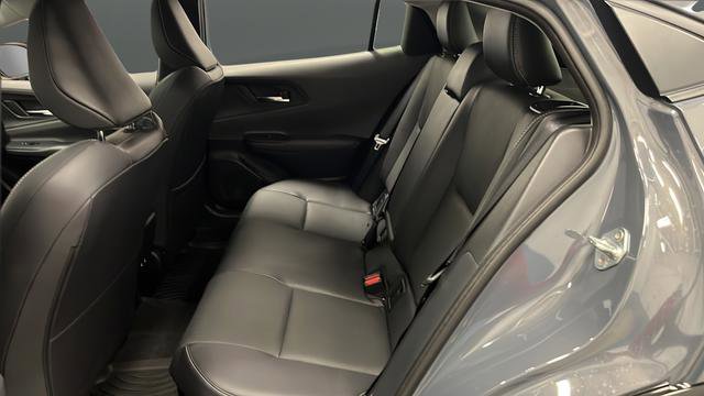 Used 2024 Toyota Prius LE AWD/4WD image 23