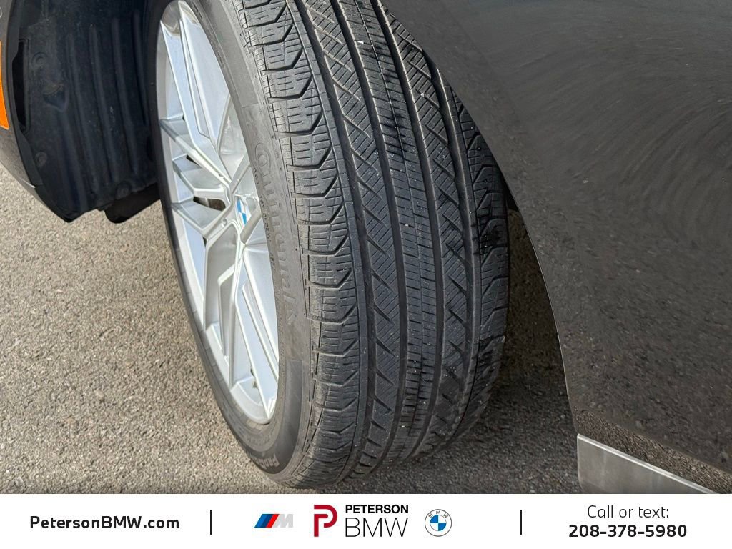 Used 2025 BMW 530i xDrive image 10