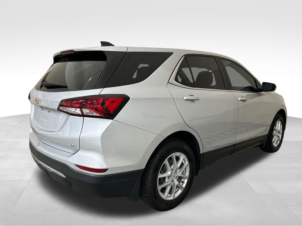 Used 2022 Chevrolet Equinox LT w/ LPO, Floor Liner Package FWD image 5