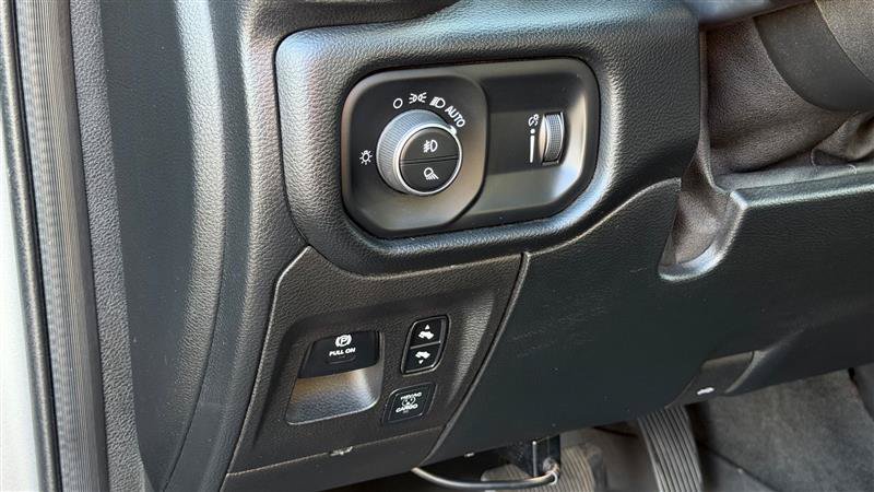 Used 2020 RAM 1500 Rebel w/ Rebel Level 2 Equipment Group AWD/4WD image 25