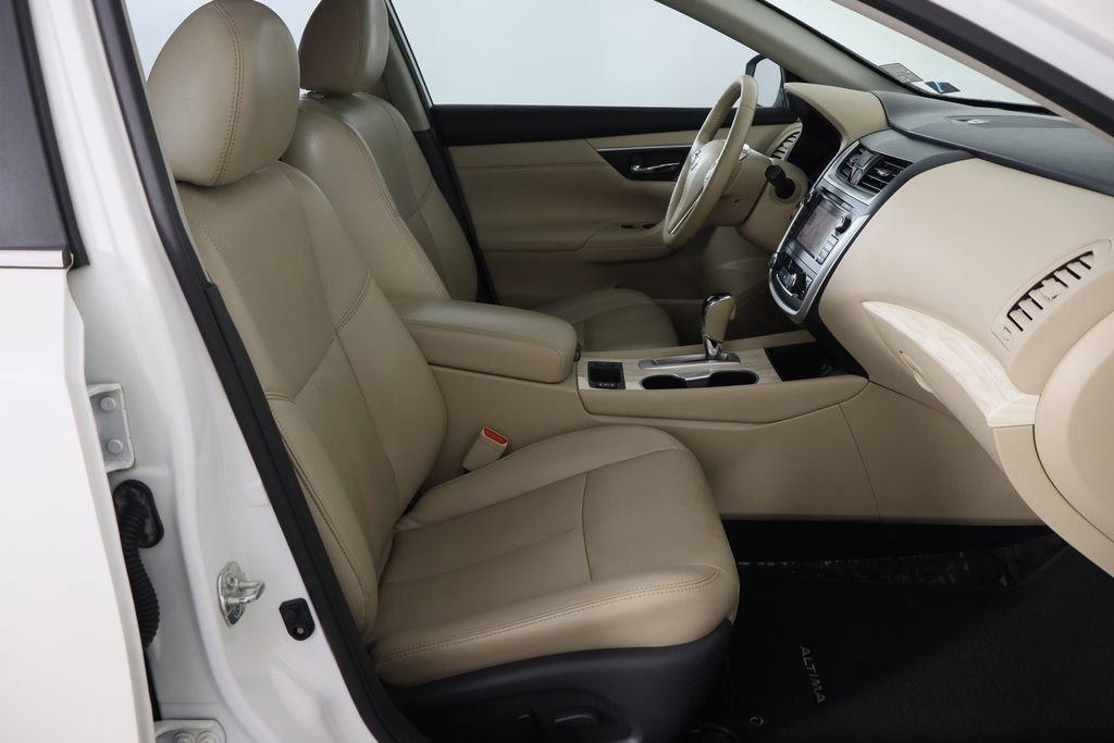 Used 2017 Nissan Altima 2.5 SL w/ Technology Package image 19