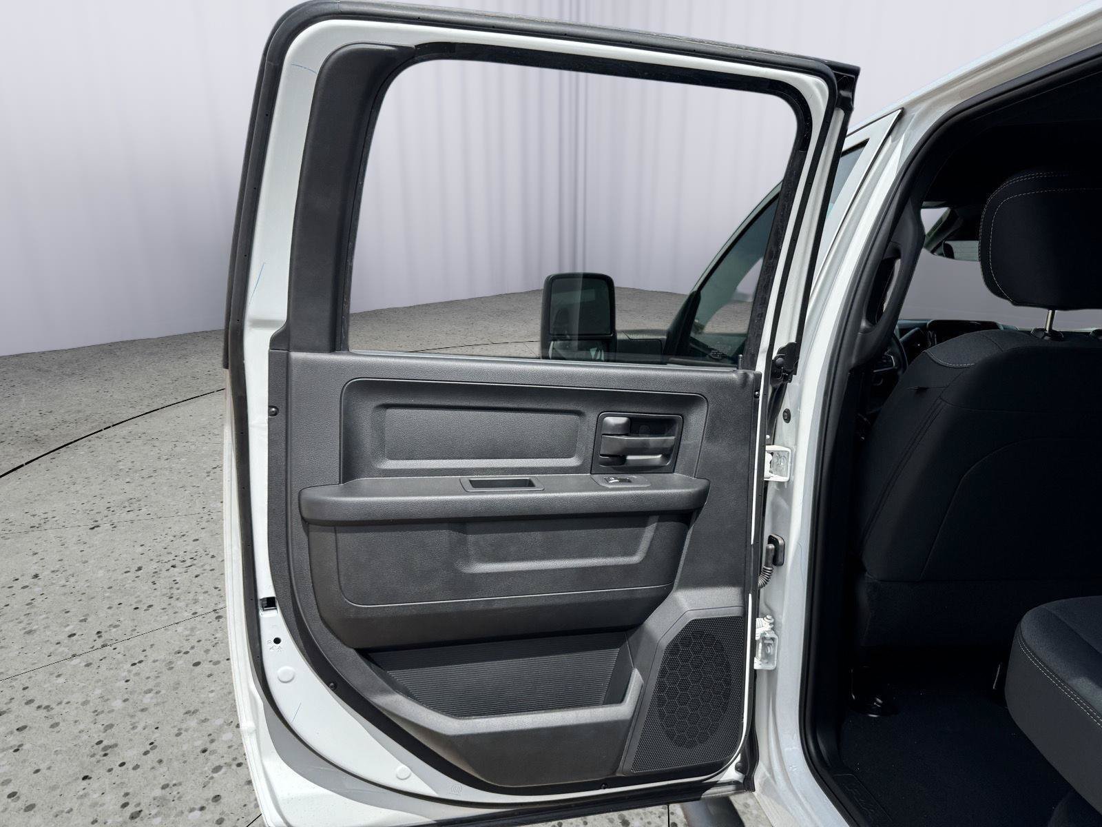 New 2026 RAM 3500 Tradesman AWD/4WD image 22