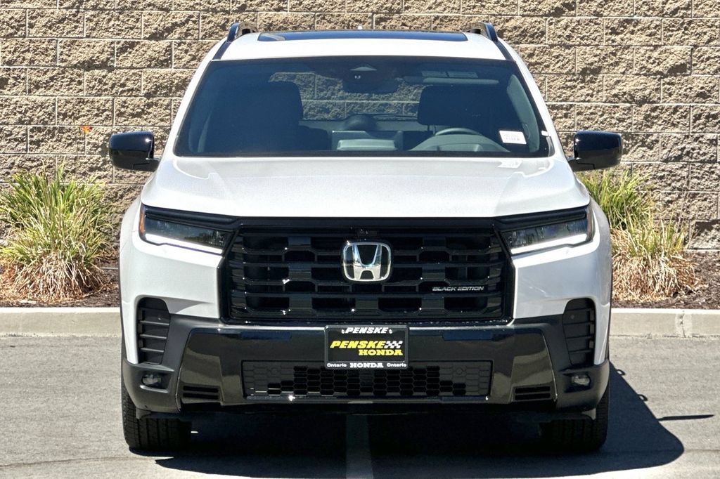 New 2026 Honda Pilot Black Edition image 9