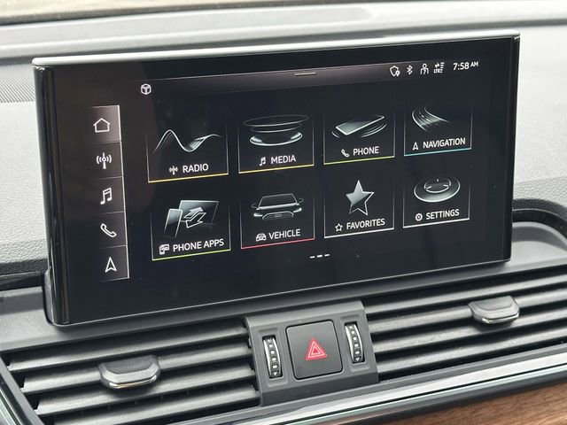 Used 2023 Audi Q5 2.0T Premium w/ Convenience Package image 29