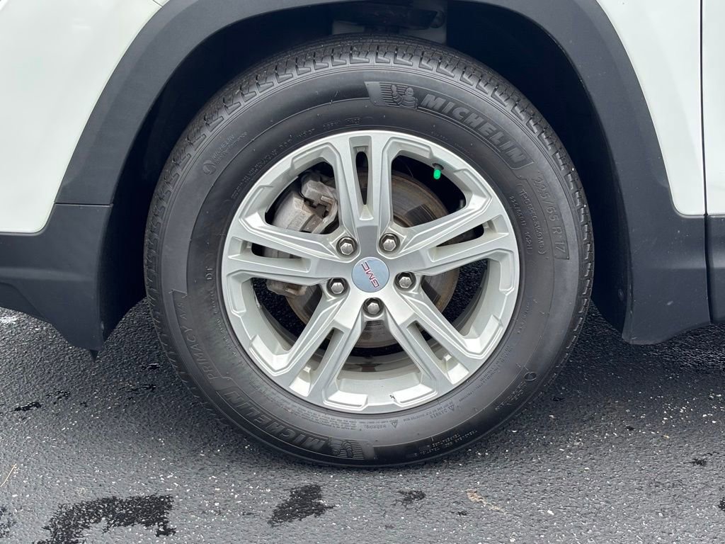 Used 2023 GMC Terrain SLE w/ Driver Convenience Package FWD image 11