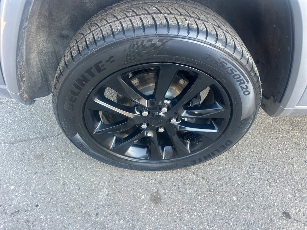 Used 2020 Jeep Grand Cherokee Altitude image 19