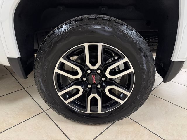 Used 2026 GMC Sierra 1500 AT4 w/ AT4 Premium Package AWD/4WD image 27