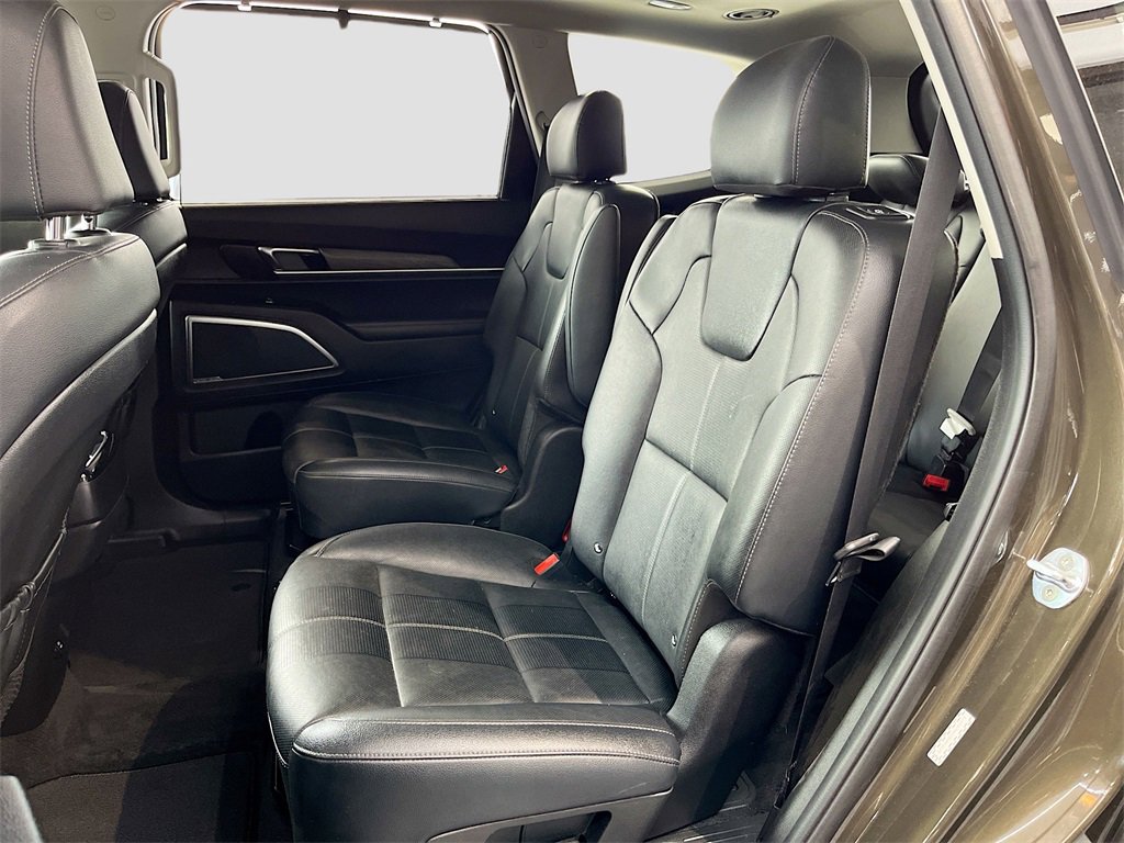 Used 2022 Kia Telluride SX w/ Towing Package image 26
