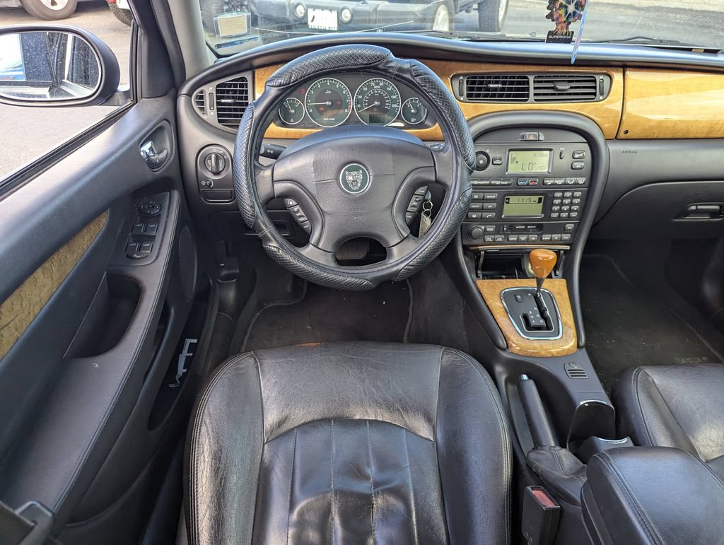 Used 2002 Jaguar X-TYPE 2.5 AWD/4WD image 25